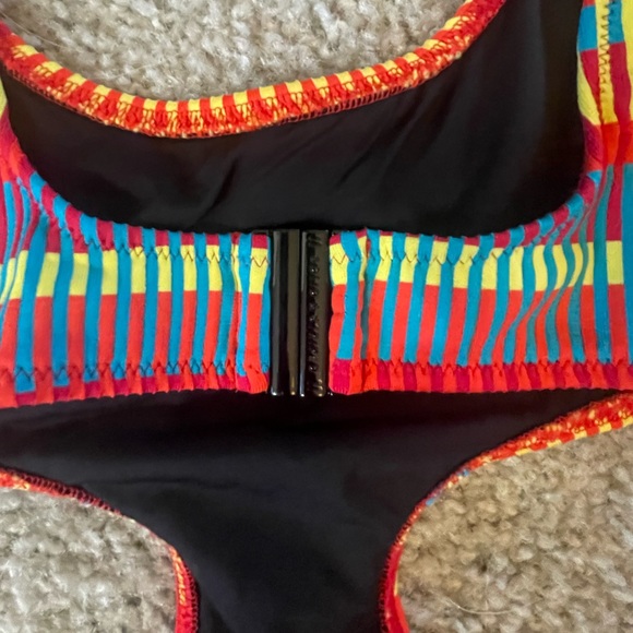 NWT SOLID & STRIPED: Revolve Brand! The Sarah Mosaic Cutout One Piece Swimsuit - Picture 5 of 8